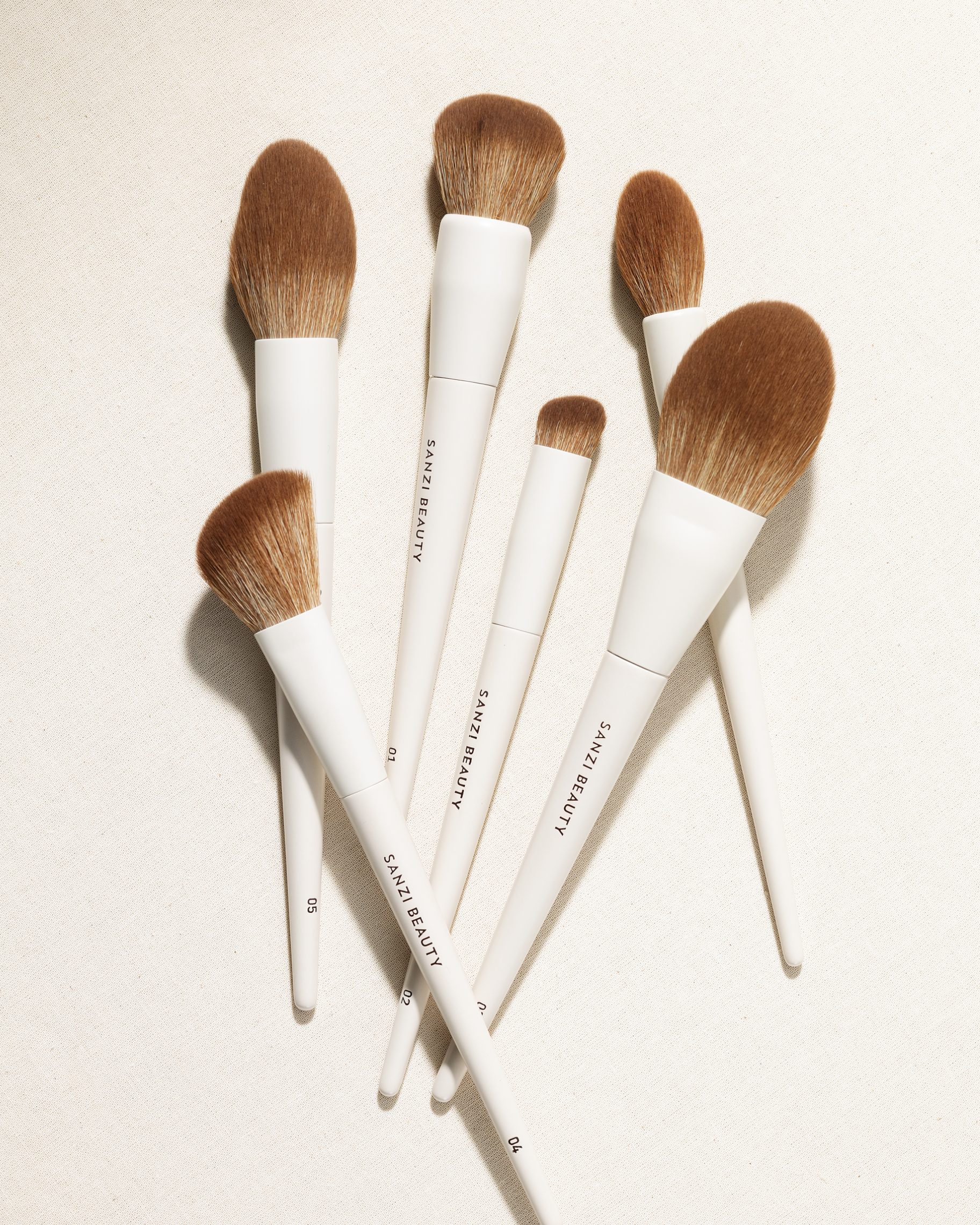 CONCEALER BRUSH 02